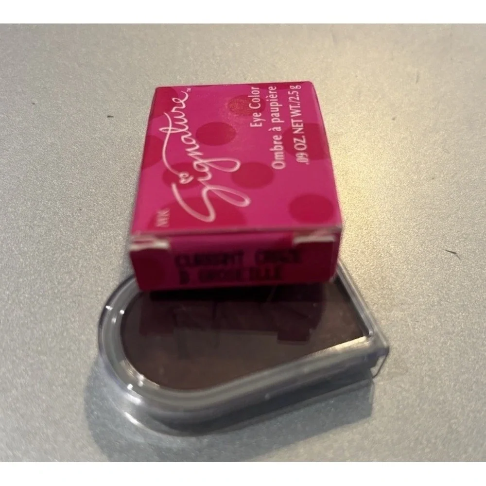 New Mary Kay CURRANT CRAZE Eye Shadow Signature Color  MK #8845 .09 OZ
